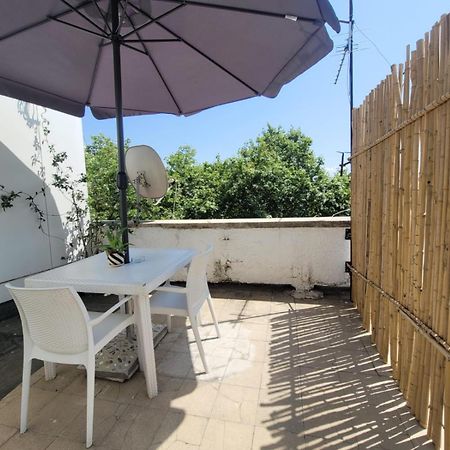 An Apartment With Fireplace Тирана Экстерьер фото